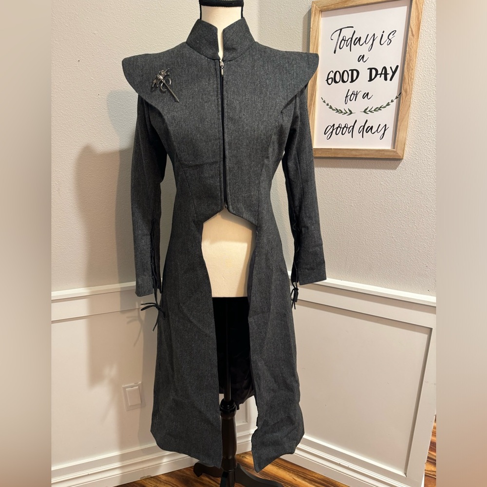House of Dragons Game of Thrones Women’s Costume Cosplay Jacket Danarius Medium